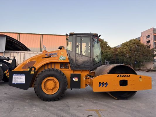 Gebrauchtes XCMG XS223J Einzeltrommel-Verdichter Einfacher Betrieb und guter Zustand