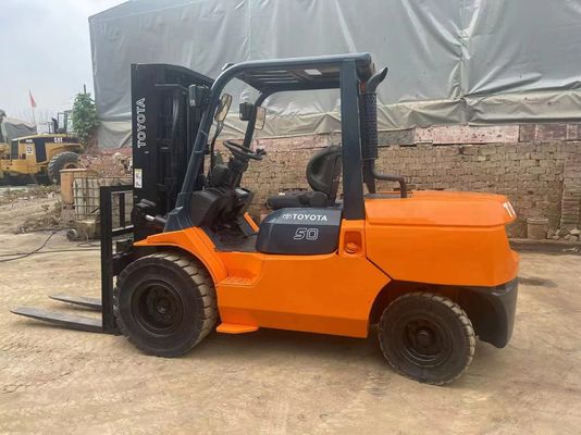 5 Tonnen 7FD50 Gebrauchtes Toyota Gabelstapler Original Japan Geräuschreduzierung für Lager