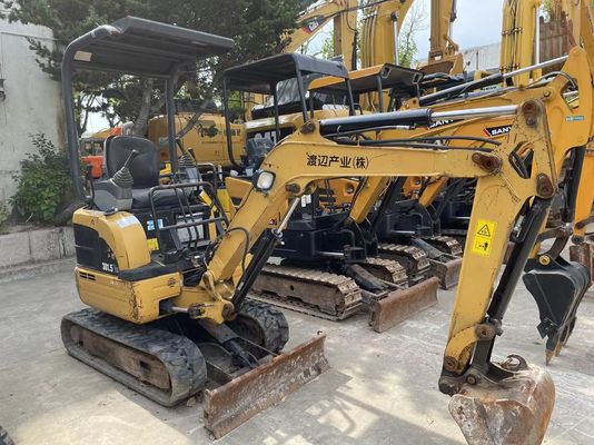 Caterpillar 301.5CR Gebrauchtbagger Mini Größe mit Originalfarbe