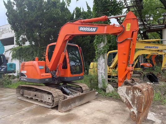 Doosan DX75-9C Gebraucht Mini Bagger 2017 Jahr Sichtbarkeit und Sicherheit