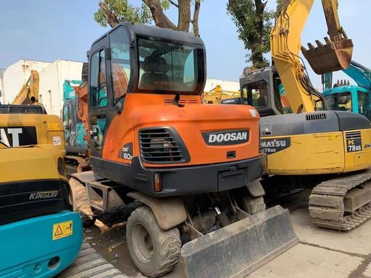 Gebrauchtes Radbagger Doosan DX60W In ausgezeichnetem Zustand/Gebrauchtes Mini Radbagger Doosan zum Verkauf