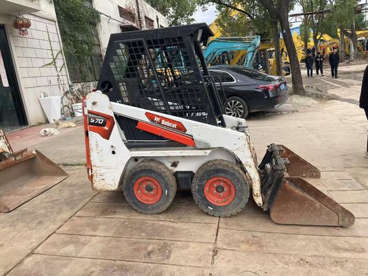 Originalfarbe Verwendet Bodcat S70 Schiebe-Steuerlader Kraftstoffeffizienz Stabiler Betrieb