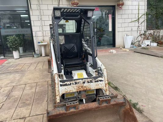 Originalfarbe Verwendet Bodcat S70 Schiebe-Steuerlader Kraftstoffeffizienz Stabiler Betrieb