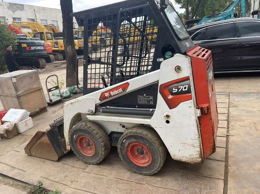 Originalfarbe Verwendet Bodcat S70 Schiebe-Steuerlader Kraftstoffeffizienz Stabiler Betrieb