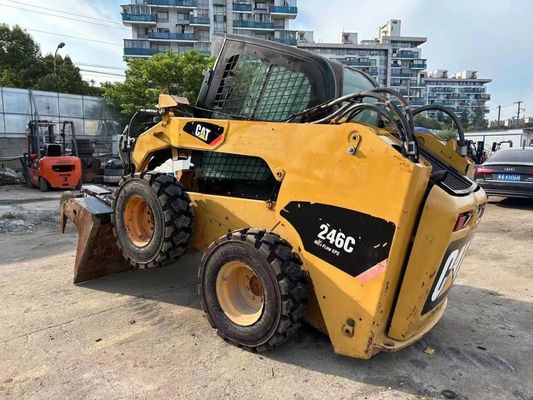 CAT 246C Originalfarbe Gebrauchtes Schieberegler-Lader Sicherheit und Genauigkeit in gutem Zustand