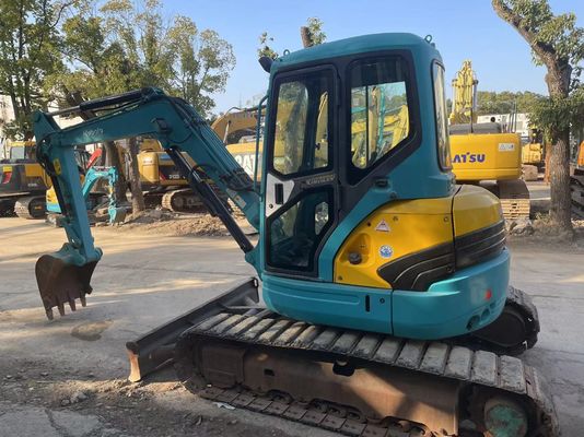 Japan verwendet Minibagger Kubota U40-5 mit effizientem Hydrauliksystem