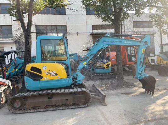 Japan verwendet Minibagger Kubota U40-5 mit effizientem Hydrauliksystem