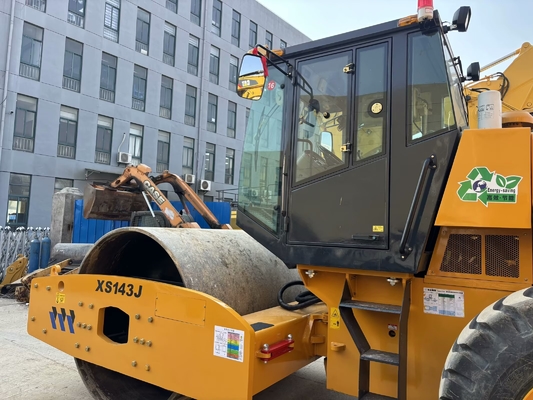 Gebrauchtes XCMG XS143J Einzeltrommel 14 Tonnen Straßenwalze in ausgezeichnetem Zustand